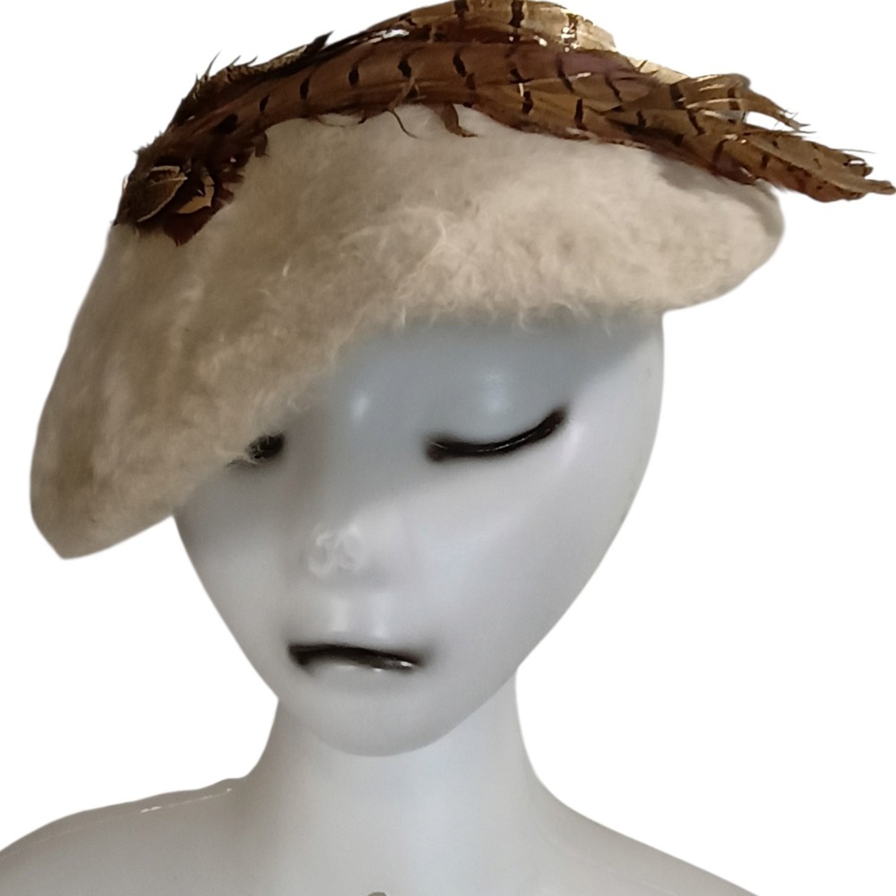 Vintage Merri Soie Off White Fur Felt Beret Hat Pheasant Feathers 50s Size 22.5